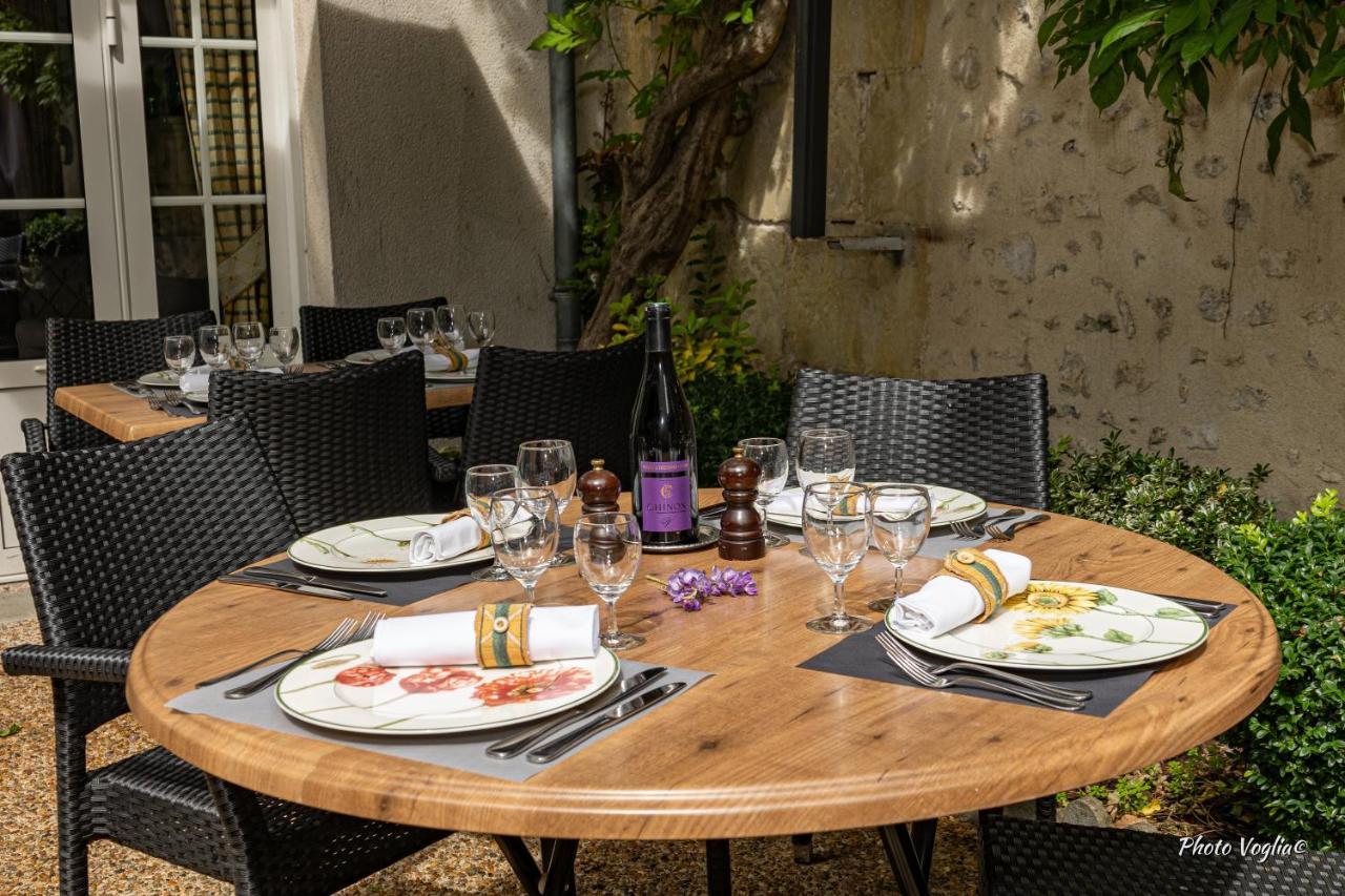 Logis Auberge Le Colombien - Hotel Et Restaurant Villandry Exterior photo