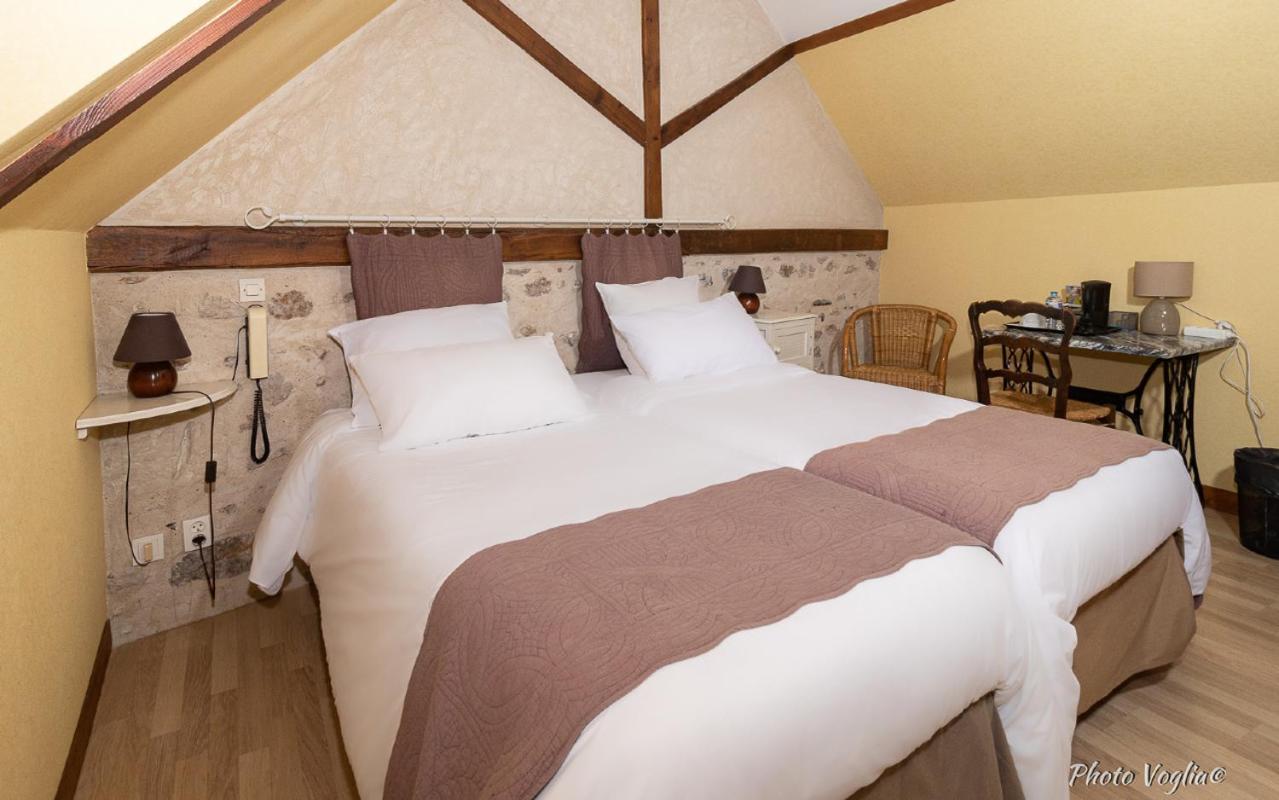 Logis Auberge Le Colombien - Hotel Et Restaurant Villandry Room photo